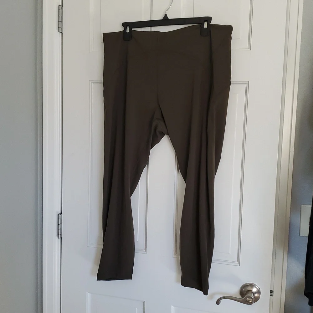 Lululemon Instill HR Dark Olive 25in Leggings Sz 18 Nwot